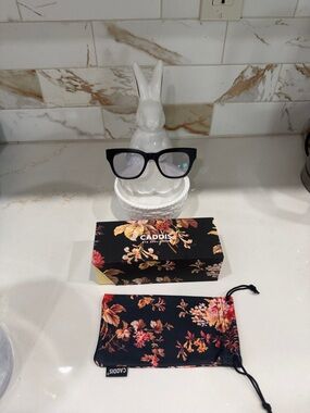 Black Frame Blue-Light Glasses - Black